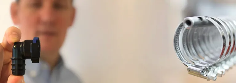 NORMA expert showing Quick Connectors and Clamps